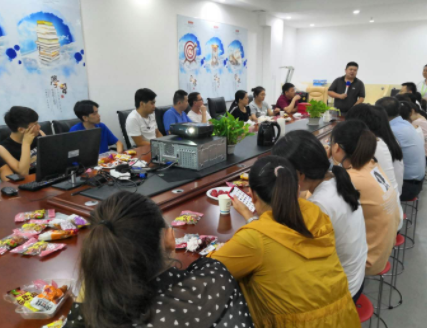 驗(yàn)光定配培訓(xùn)學(xué)員發(fā)言