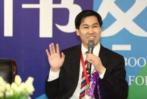 角膜塑形術