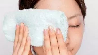 驗光師：只有一只眼睛近視，需要戴眼鏡嗎？