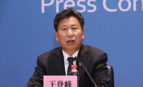 教育部介紹近視防控實(shí)施方案政策亮點(diǎn)、重大部署和貫徹落實(shí)情況