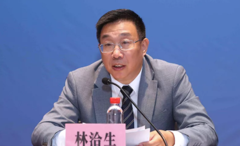 教育部介紹近視防控實(shí)施方案政策亮點(diǎn)、重大部署和貫徹落實(shí)情況