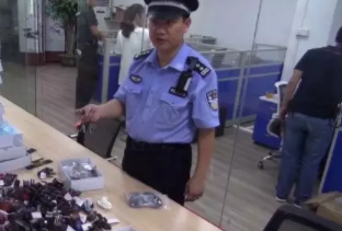 30元的貨賣上千元！深圳查獲山寨眼鏡3萬多副，可能你也買過