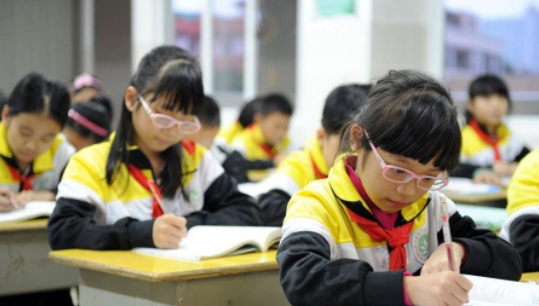 驗光技師分享：糖尿病竟然是近視元兇一直 15歲女孩3個月視力猛降350度