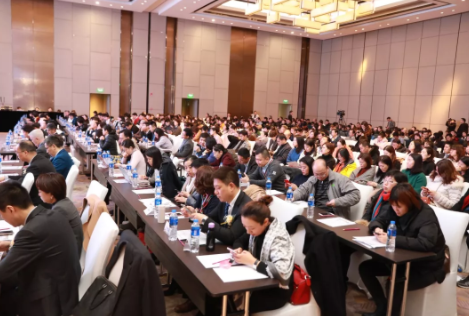 2019“微笑論壇” ：聚焦近視防治，SMILE論壇專場(chǎng)百花齊放