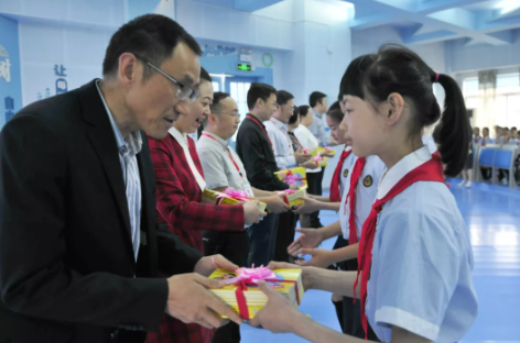 科學防控兒童青少年近視，我們共同努力：四川省預防近視公益廣告片上線