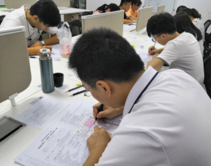視普泰第七屆驗(yàn)光定配技能精修考證班順利畢業(yè)！??！