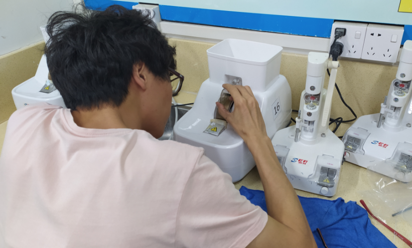 深圳視普泰第九屆驗光定配培訓學員順利畢業(yè)！?。? width=